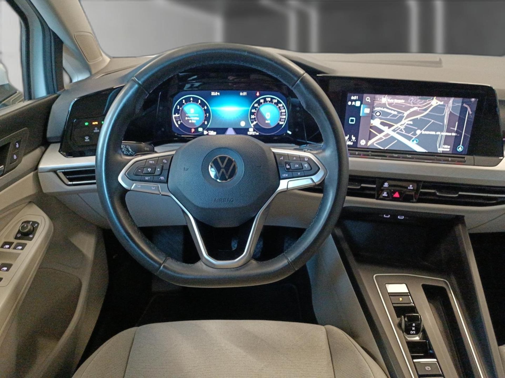 Volkswagen Golf Variant Life
