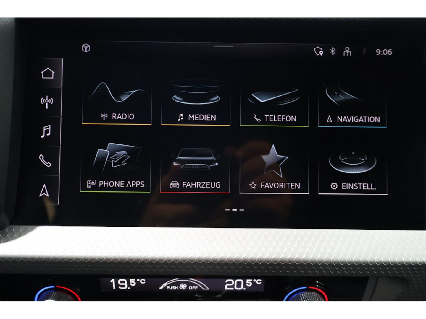 Bild über Audi A1 Sportback S line 35 TFSI S tronic - für weitere Informationen kontaktieren Sie den Audi Partner