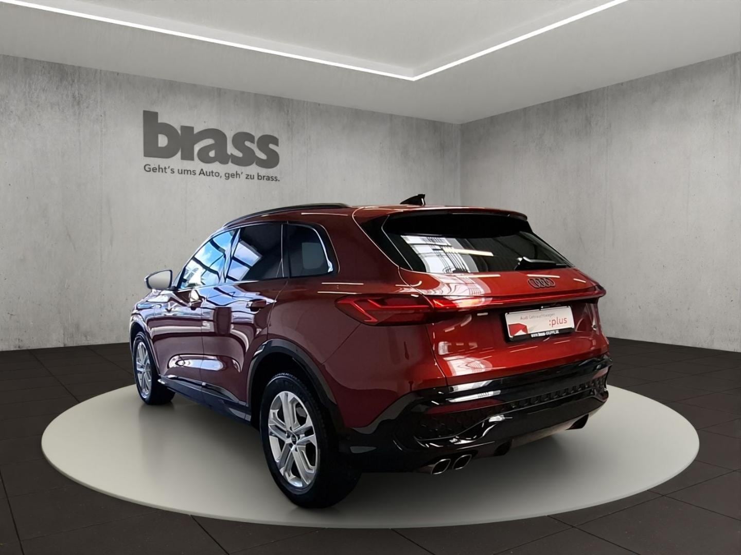 Bild über Audi Q5 SUV TDI quattro 150 kW S tronic - für weitere Informationen kontaktieren Sie den Audi Partner