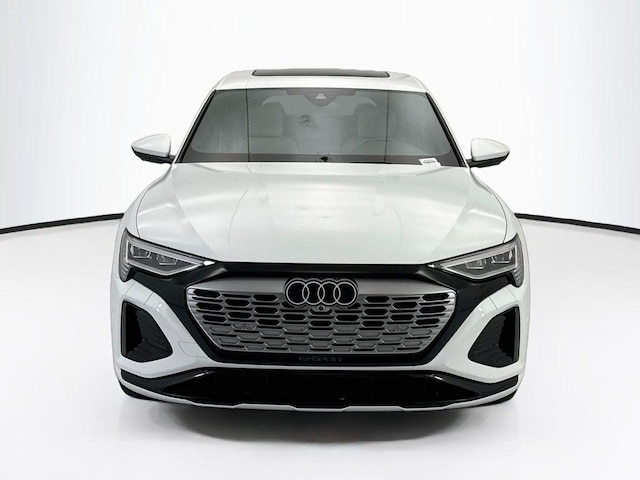2024 Audi Q8 Sportback e-tron