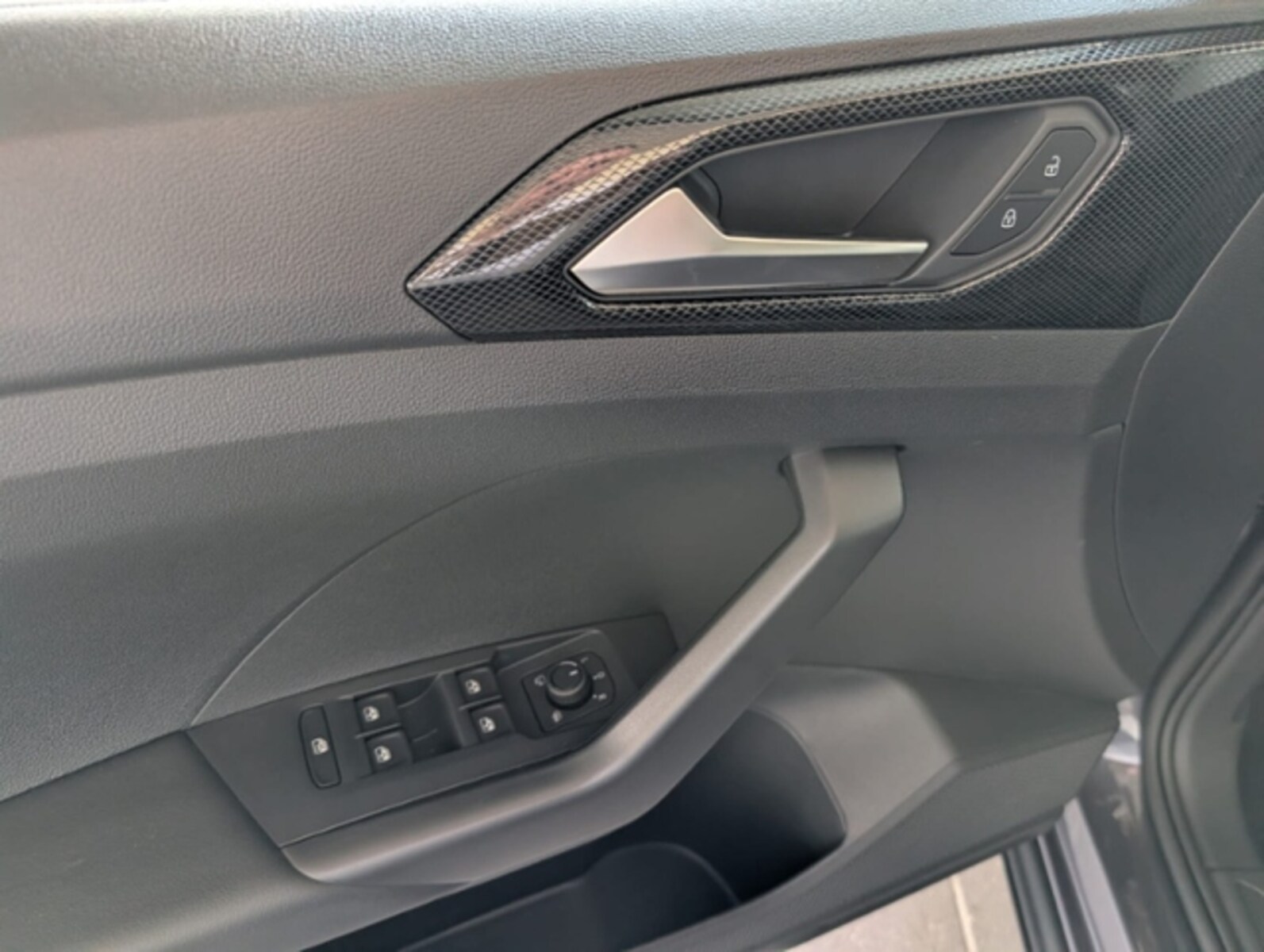 Volkswagen T-Cross – Bild 11