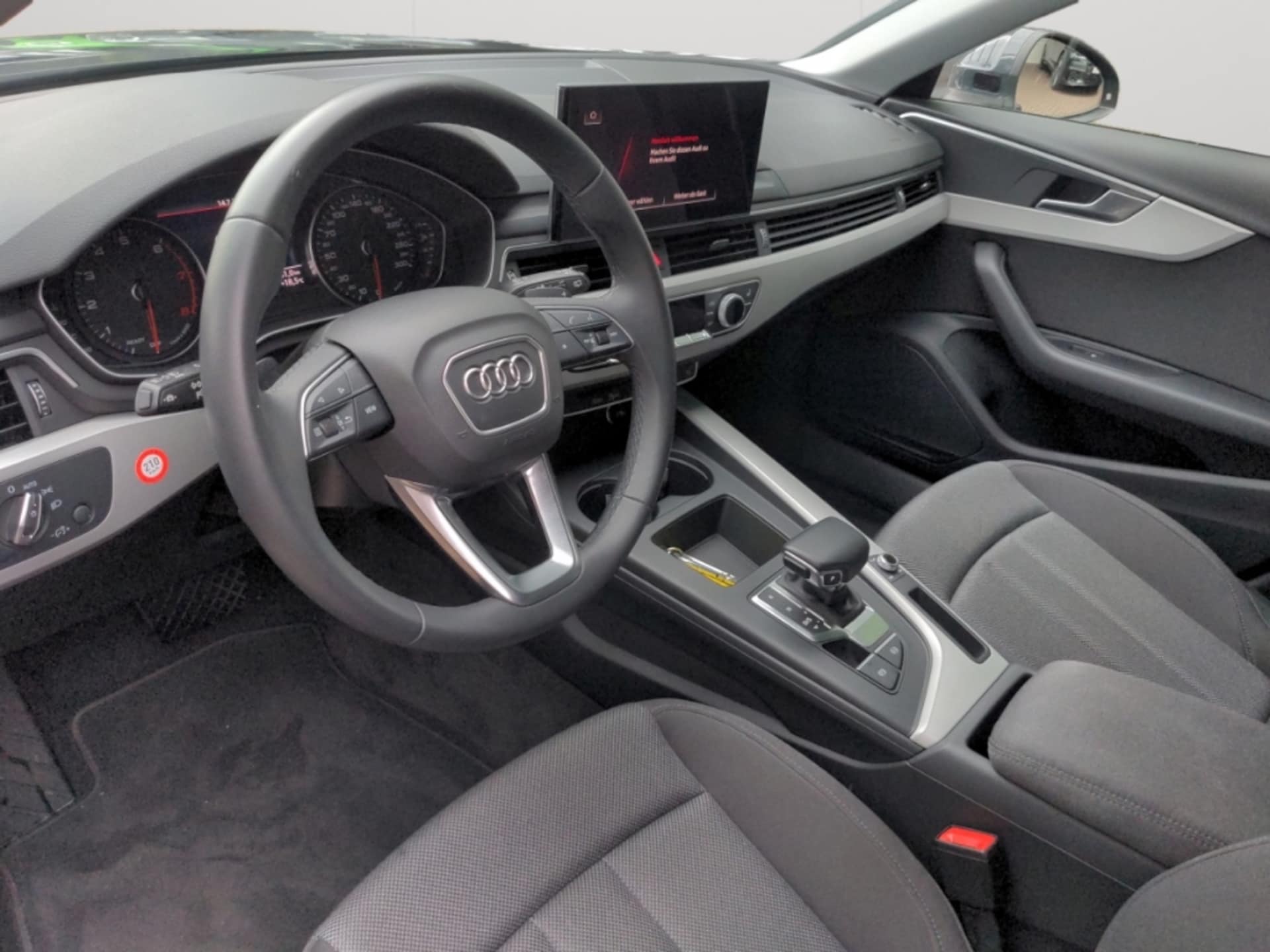 Audi A4 Avant Advanced