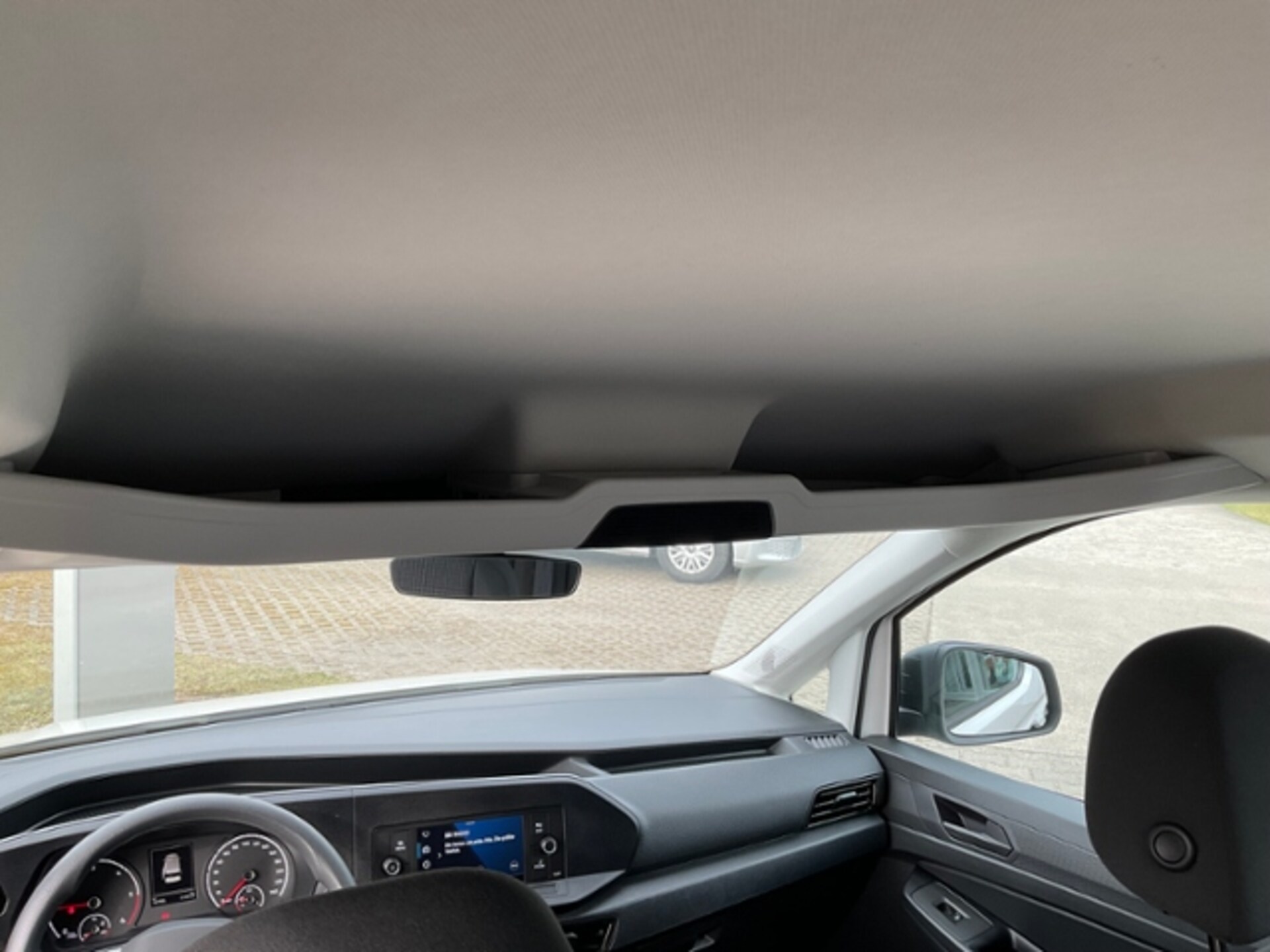 Volkswagen Caddy Kombi Basis-Modell