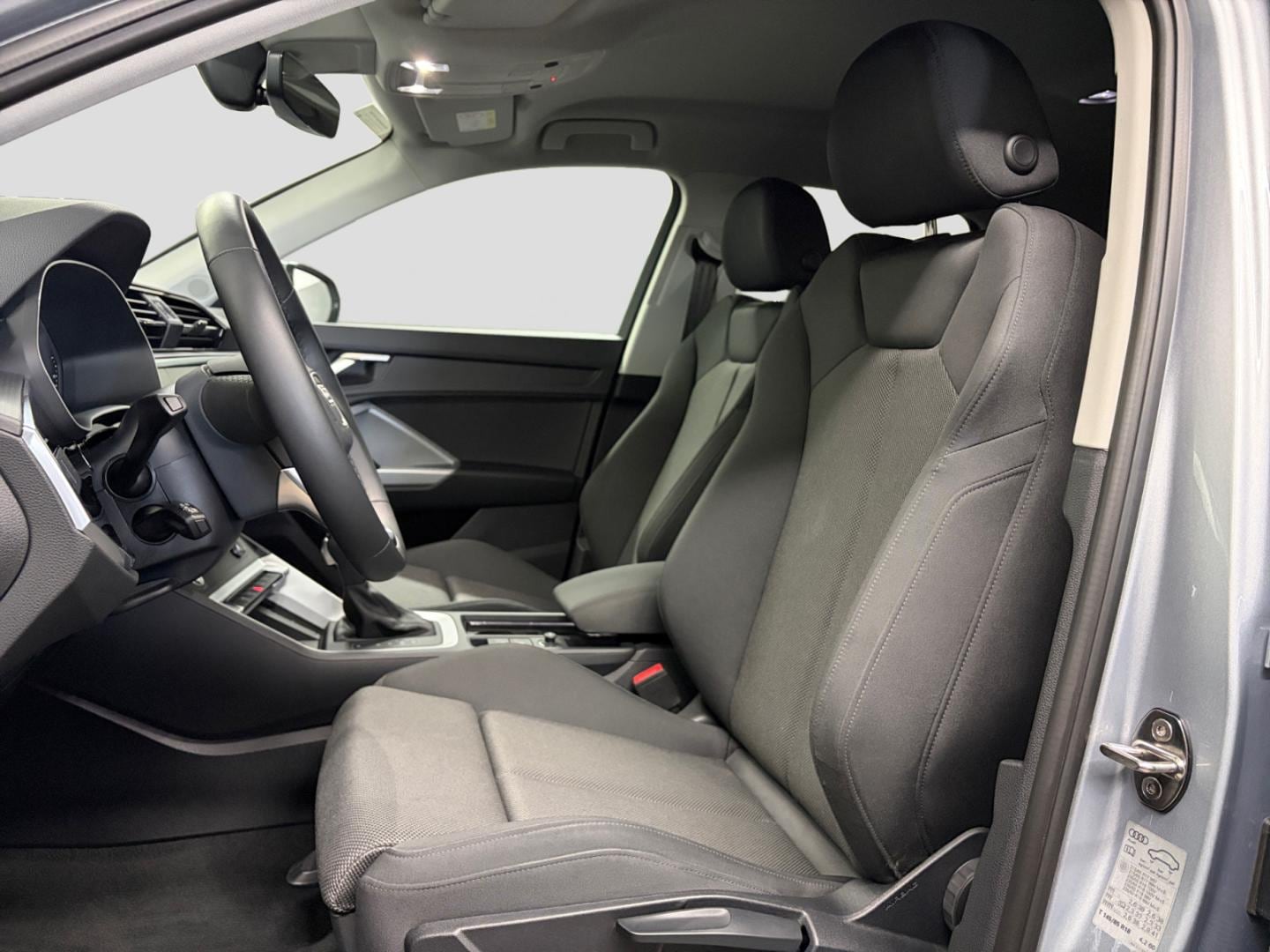 Bild über Audi Q3 TFSI 110 kW S tronic - für weitere Informationen kontaktieren Sie den Audi Partner