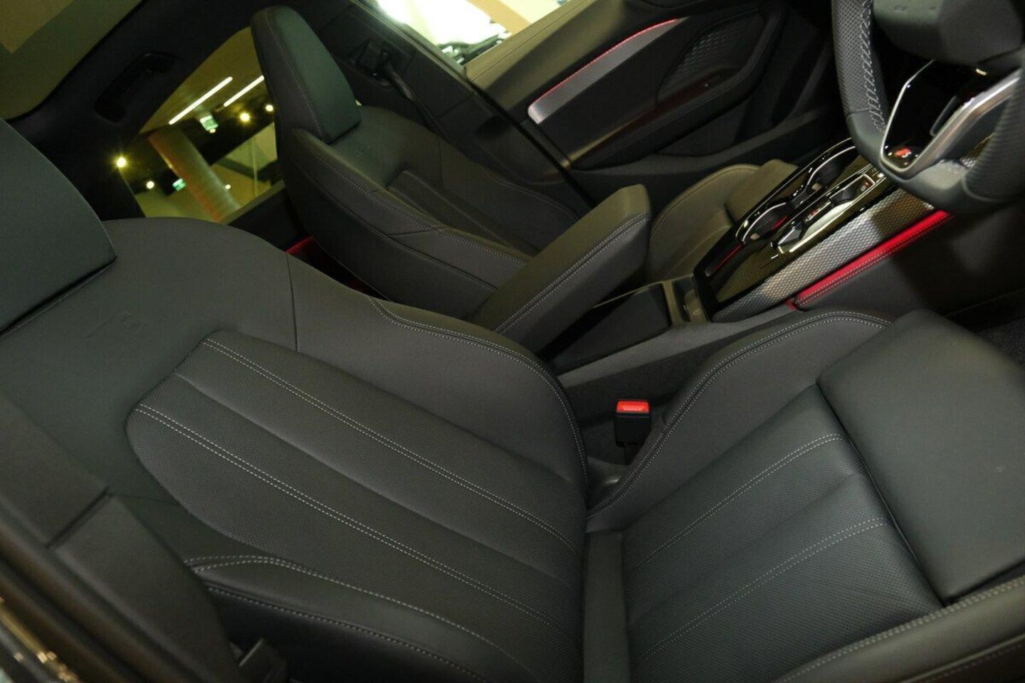 Image about Audi A5 Sedan TFSI e e-hybrid quattro 270 kW S tronic