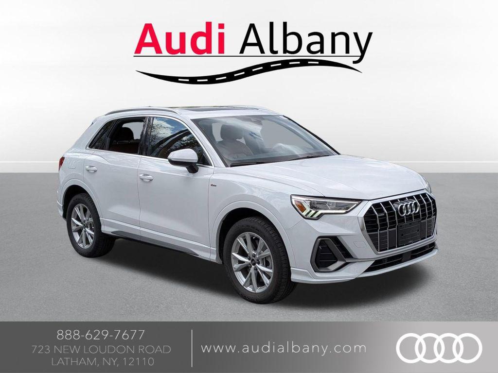 2023 Audi Q3 45 TFSI S Line Premium quattro's photo