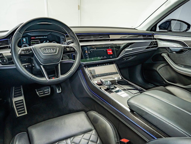 2022 Audi S8 Base - Photo 31