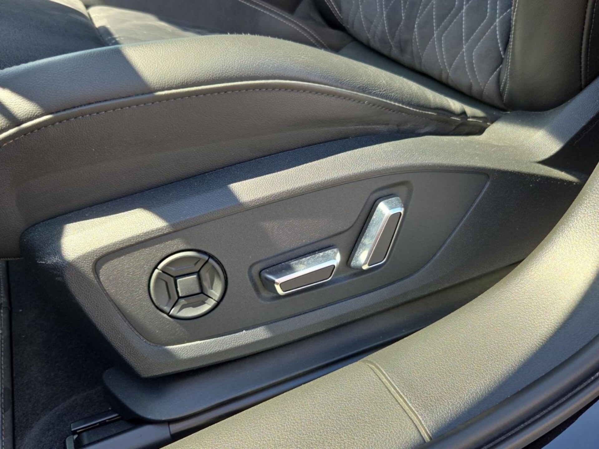 Audi S6 Avant