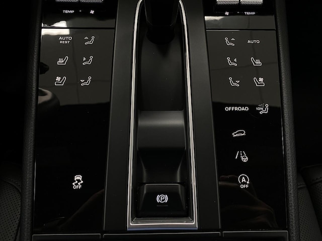 2026 Porsche Macan Base - Photo 28
