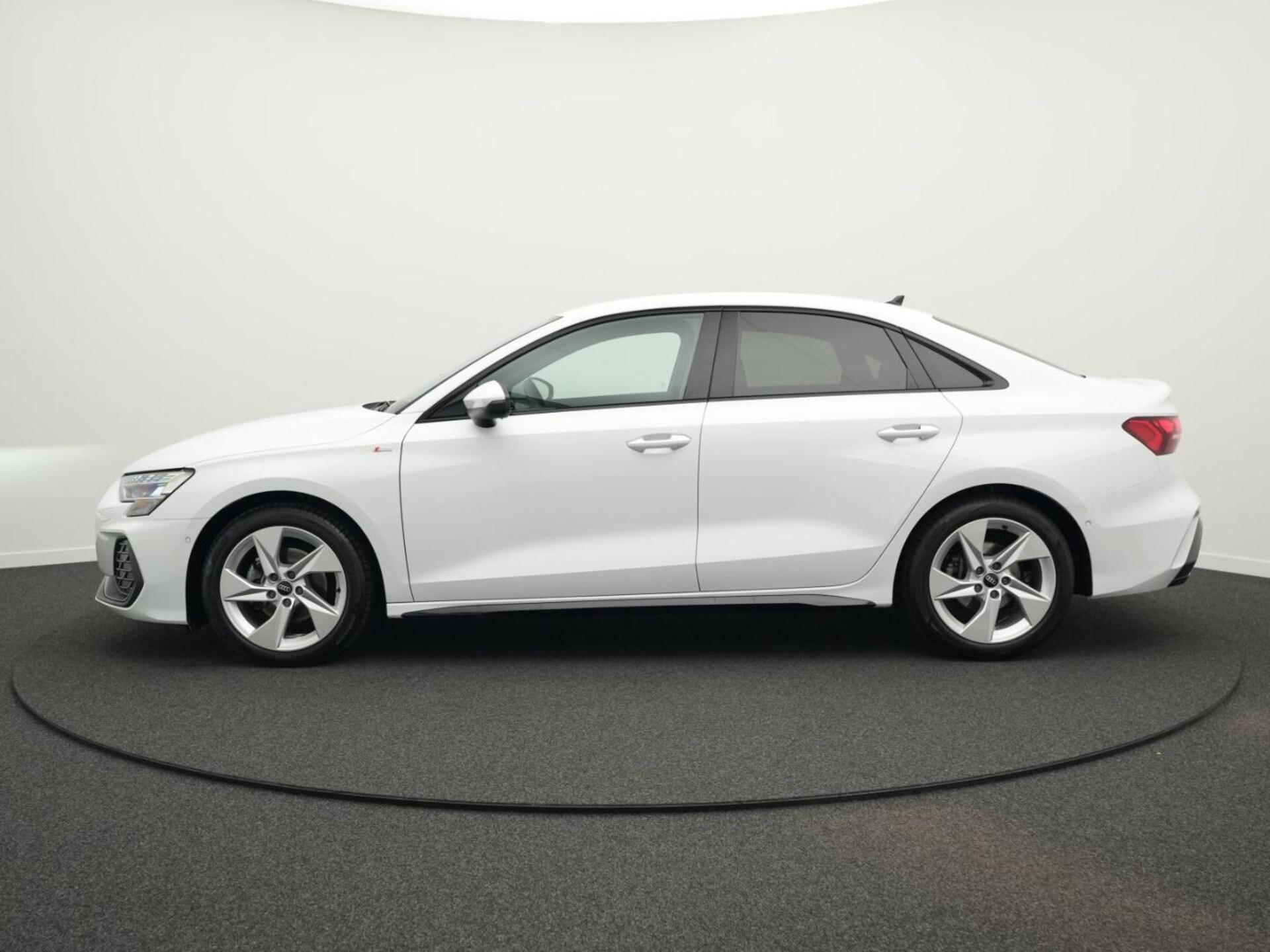 Audi A3 Limousine S line