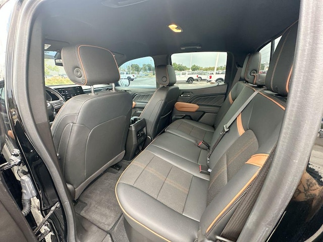 2024 GMC Canyon
