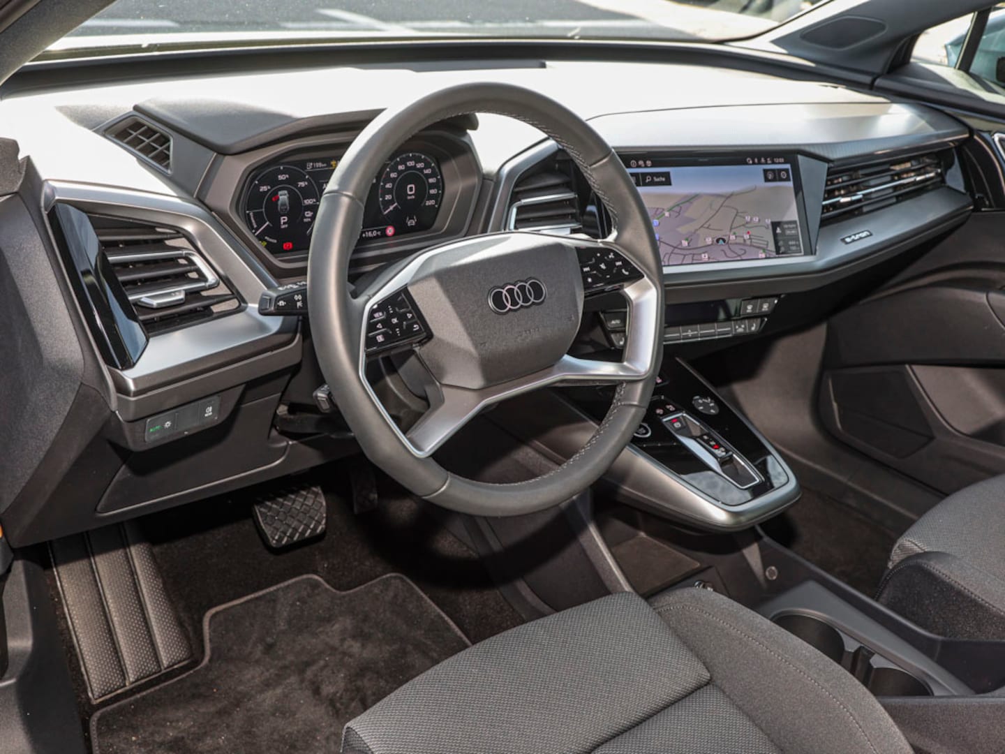 Bild über Audi Q4 e-tron 40 e-tron - für weitere Informationen kontaktieren Sie den Audi Partner