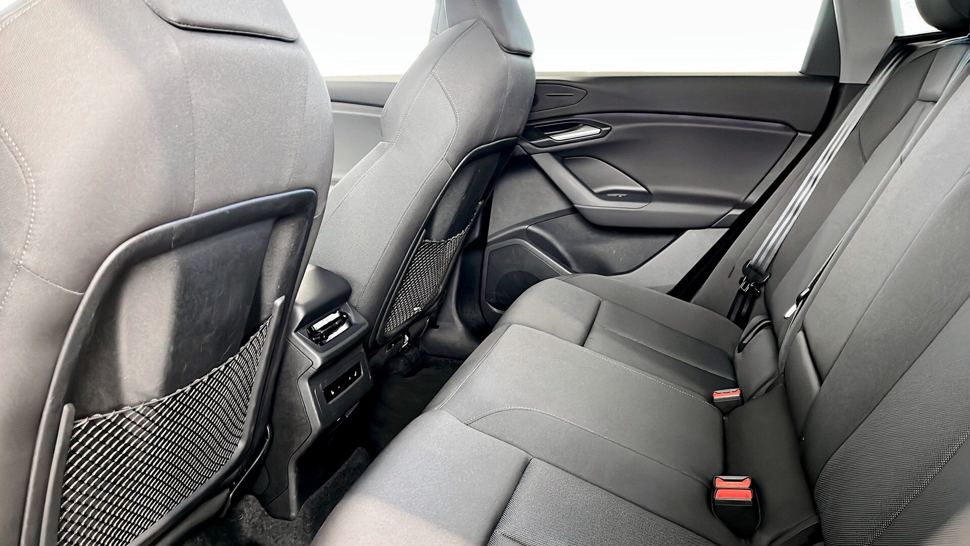 Image about Audi Q6 SUV e-tron Q6 SUV e-tron performance Proline 225,00 kW