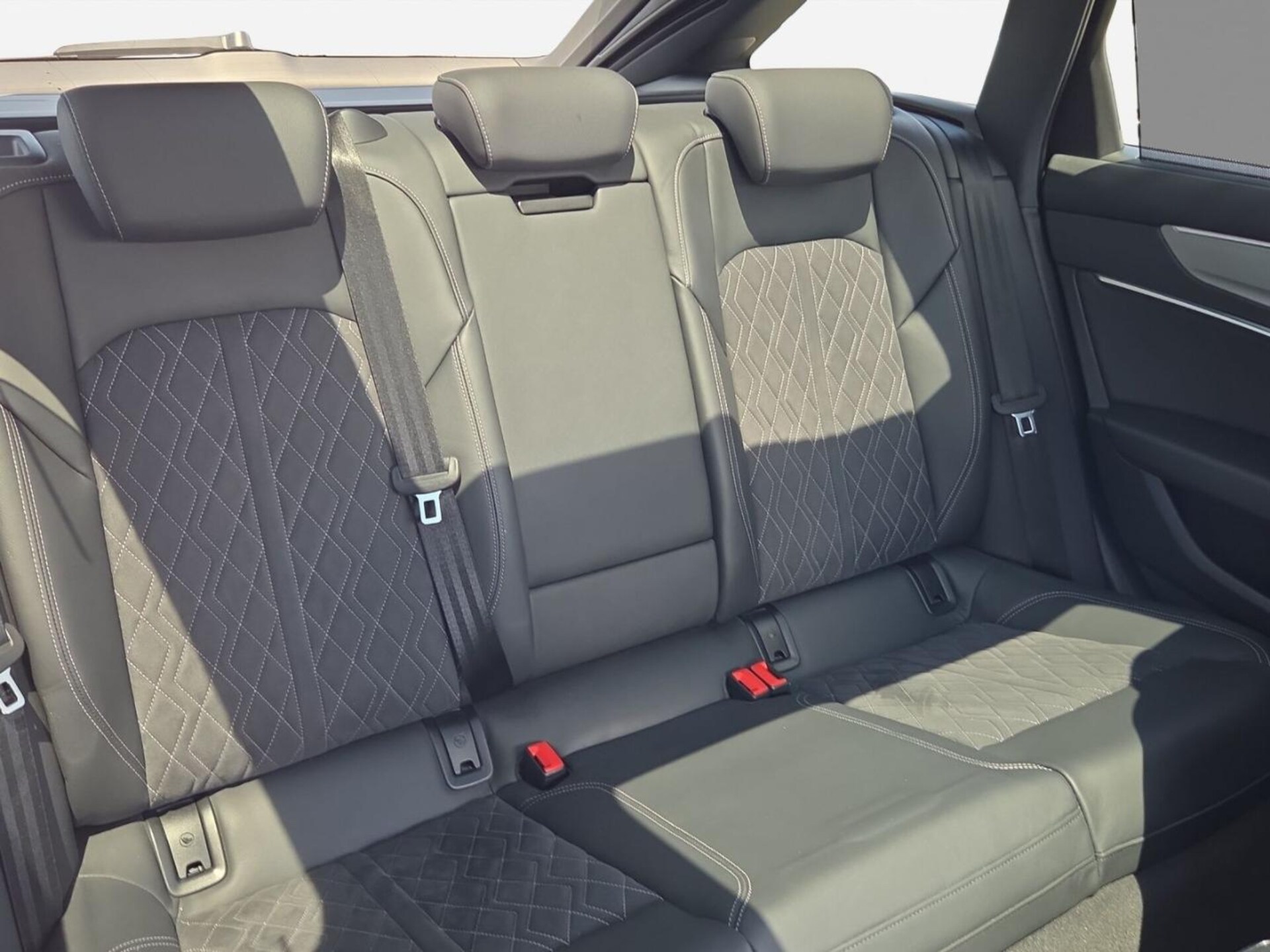 Audi S6 Avant