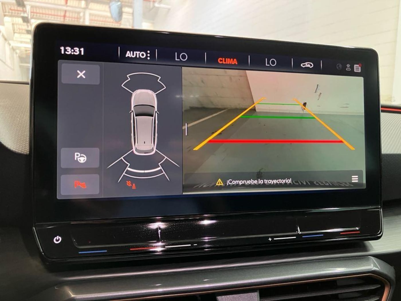 CUPRA Leon León 1.5 eTSI DSG 110 kW (150 CV) — photo 13