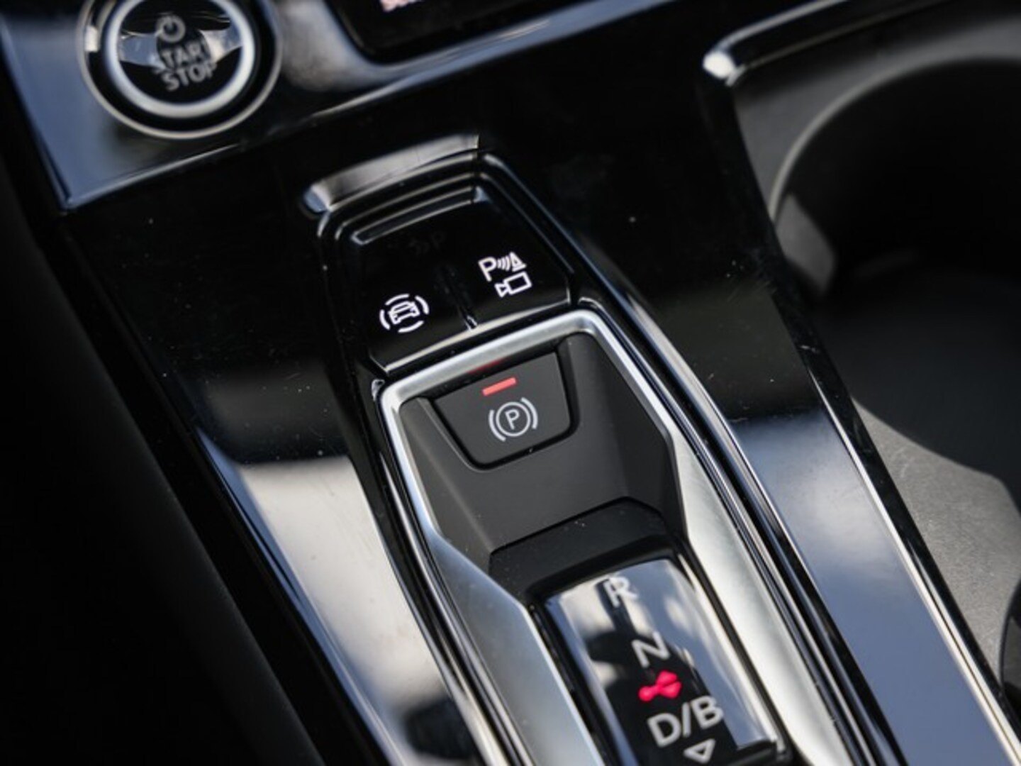 Bild über Audi Q6 Sportback e-tron e-tron performance - für weitere Informationen kontaktieren Sie den Audi Partner