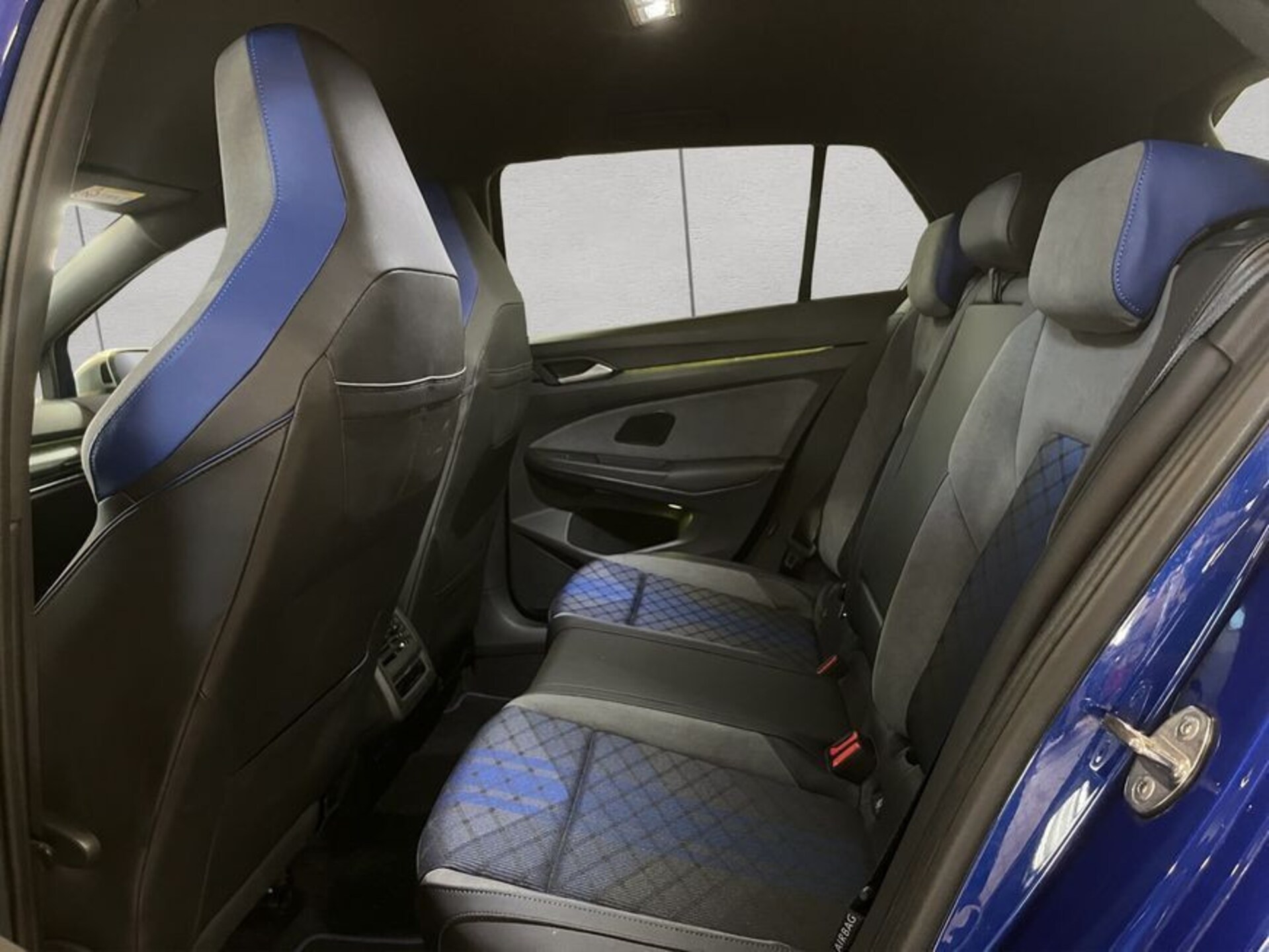 Volkswagen Golf R