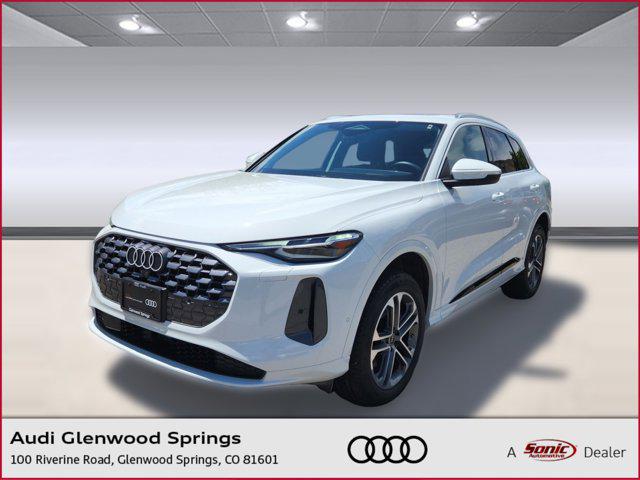 2025 Audi Q5 40 Premium Plus's photo