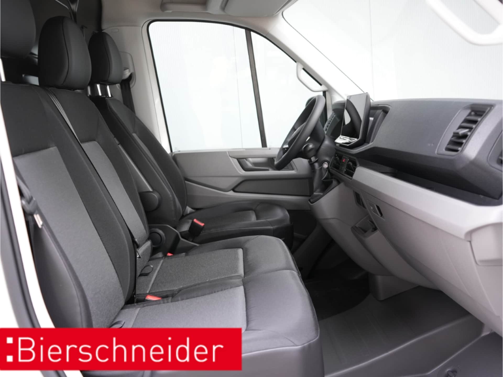 Volkswagen Crafter Kasten langer Radstand