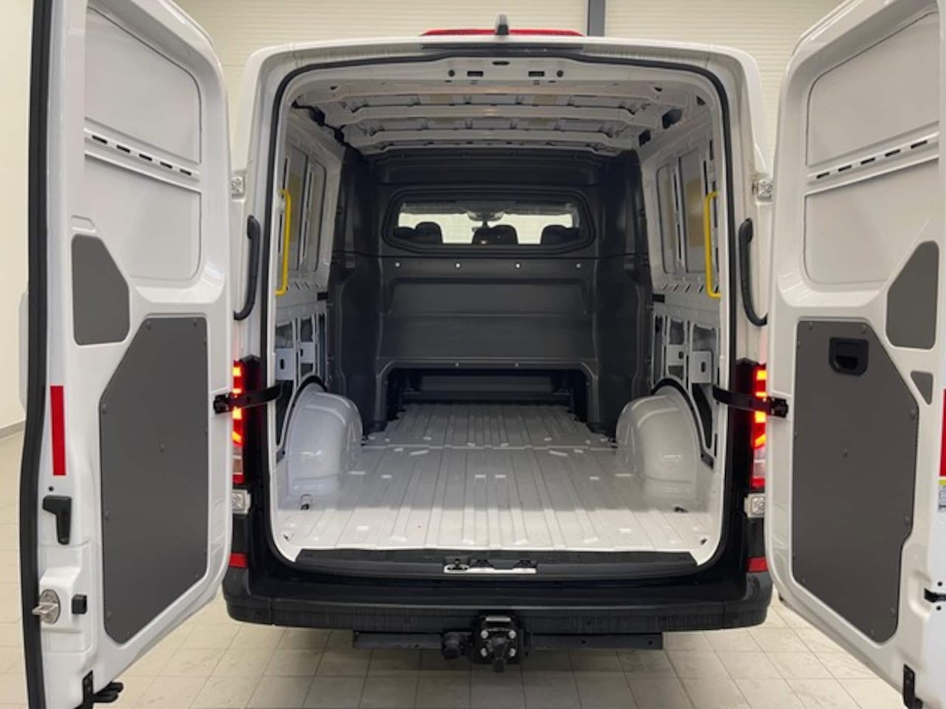 Volkswagen Crafter Kasten mittlerer Radstand