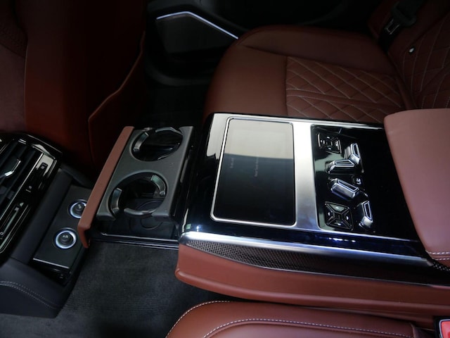 2025 Audi S8 Base - Photo 14