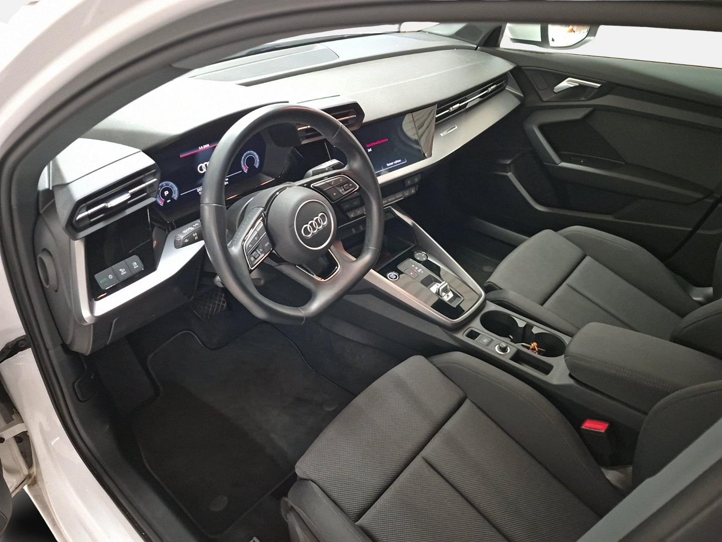 Bild über Audi A3 Sportback 35 TDI S tronic - für weitere Informationen kontaktieren Sie den Audi Partner