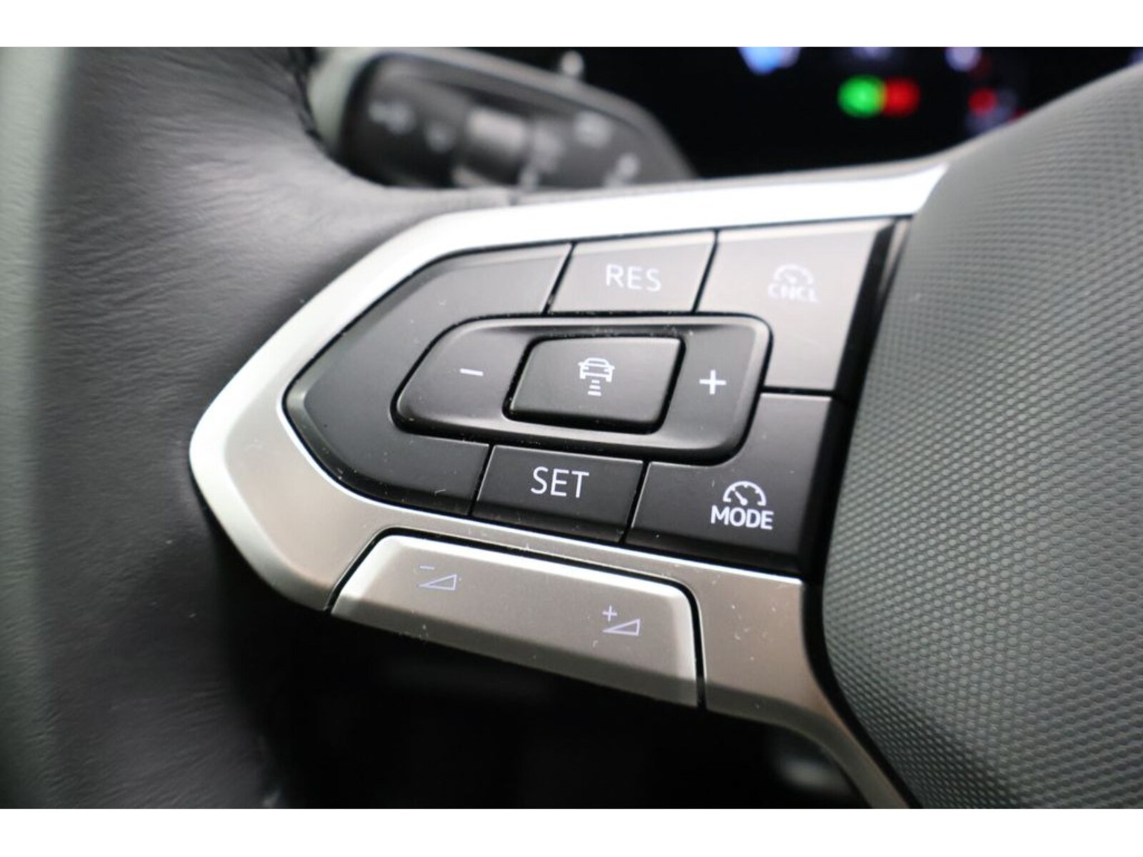 Volkswagen Tiguan – Bild 19