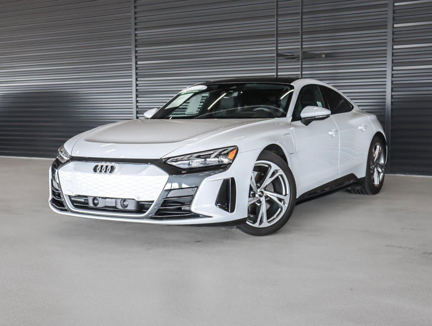 2023 Audi e-tron GT Premium Plus quattro's photo