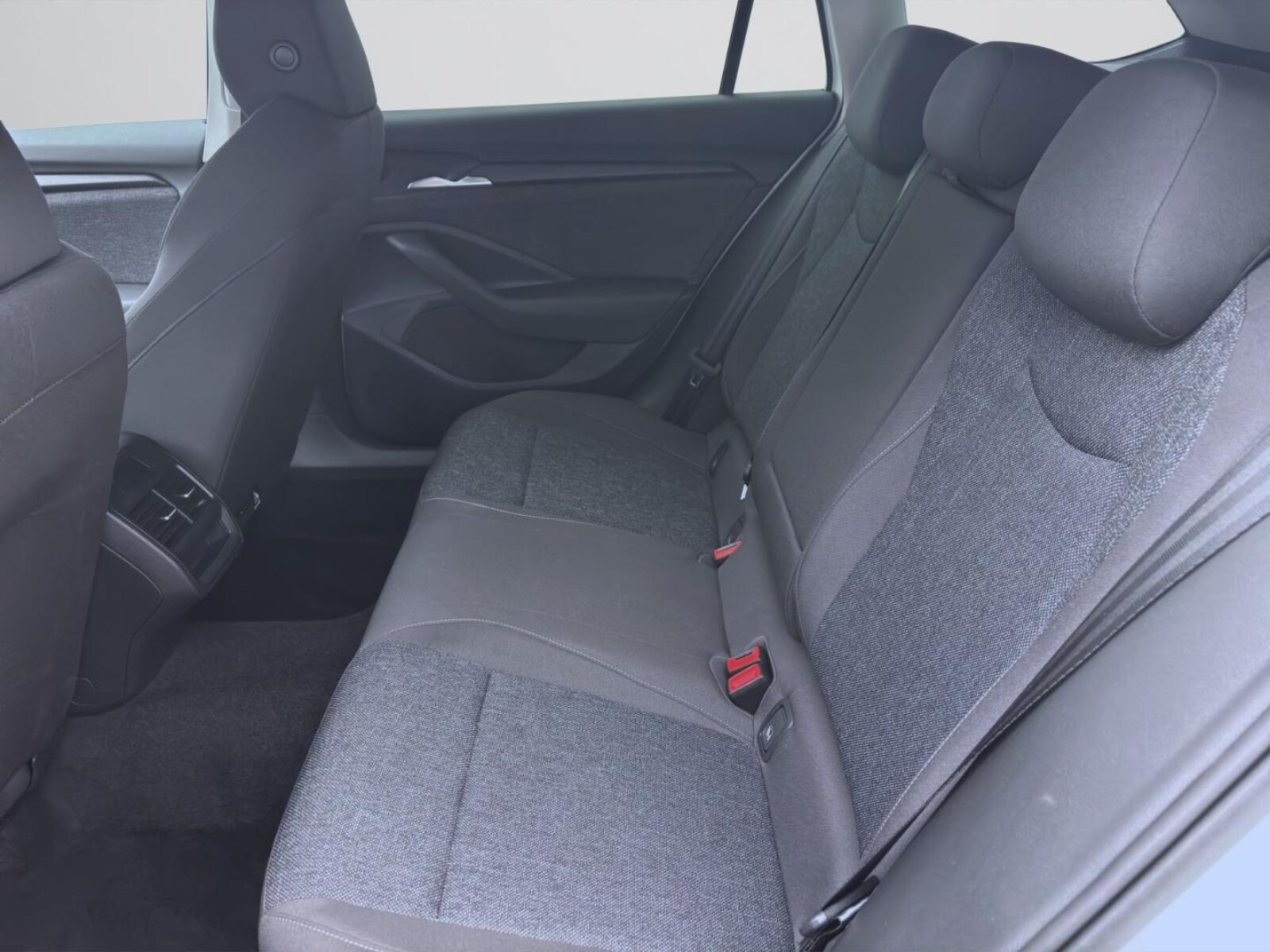 Škoda Superb Combi – Bild 16