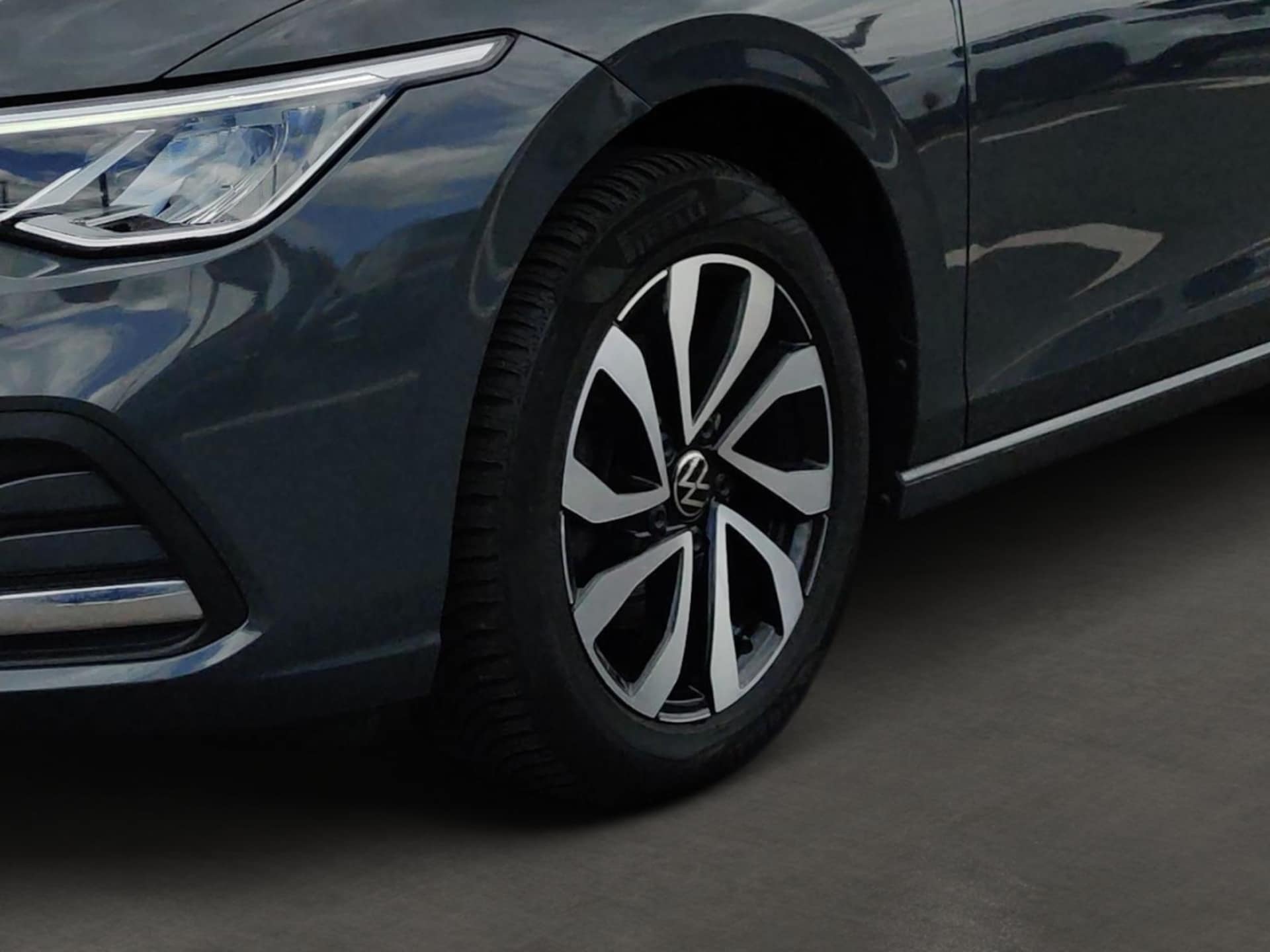 Volkswagen Golf Active