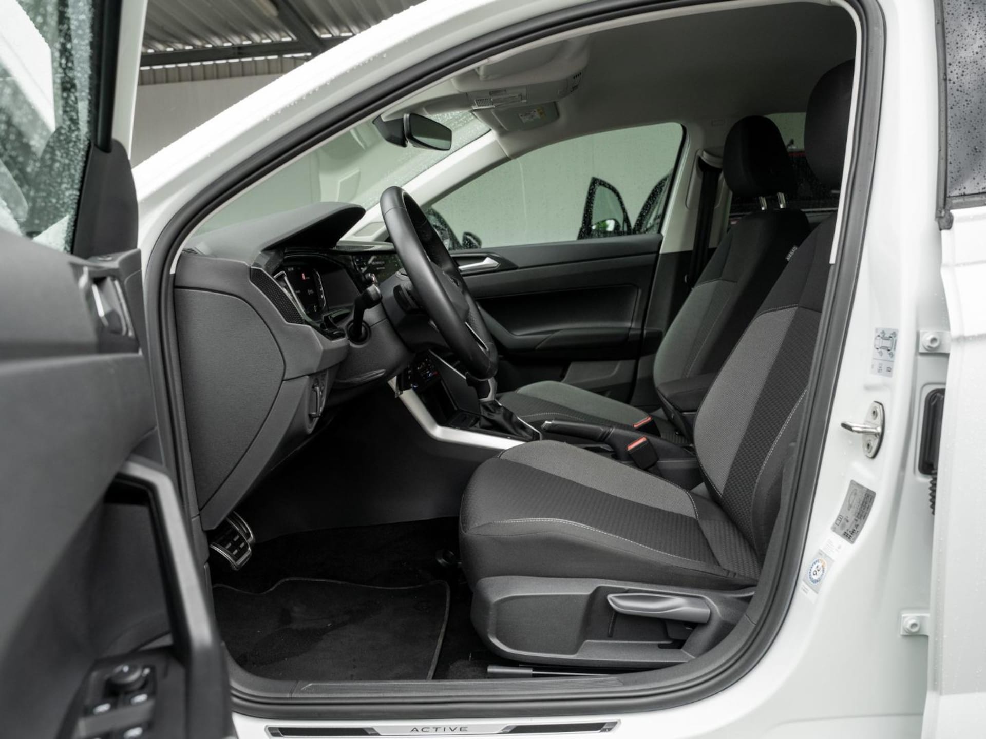 Volkswagen Polo Active
