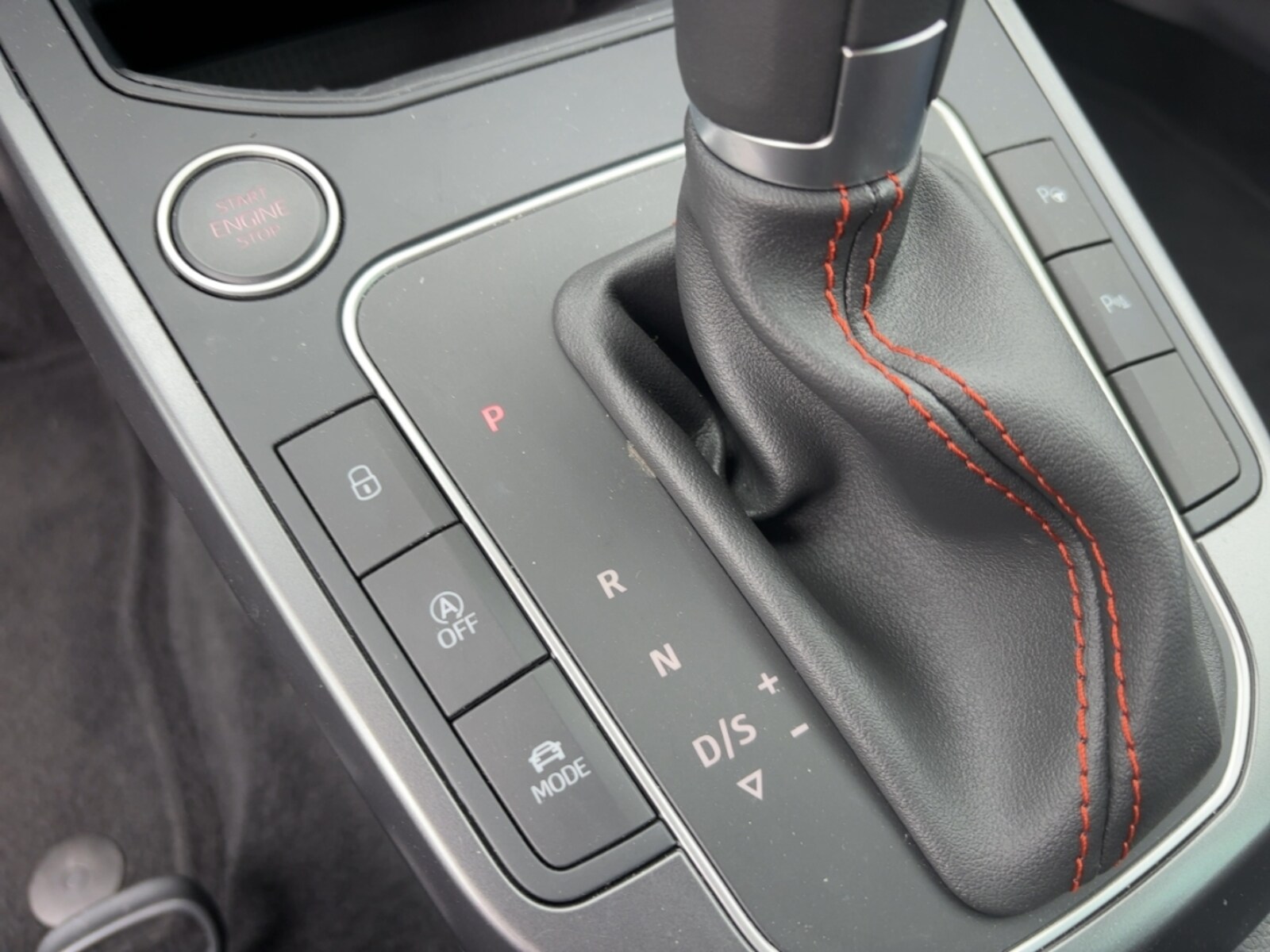 SEAT Arona – Bild 14