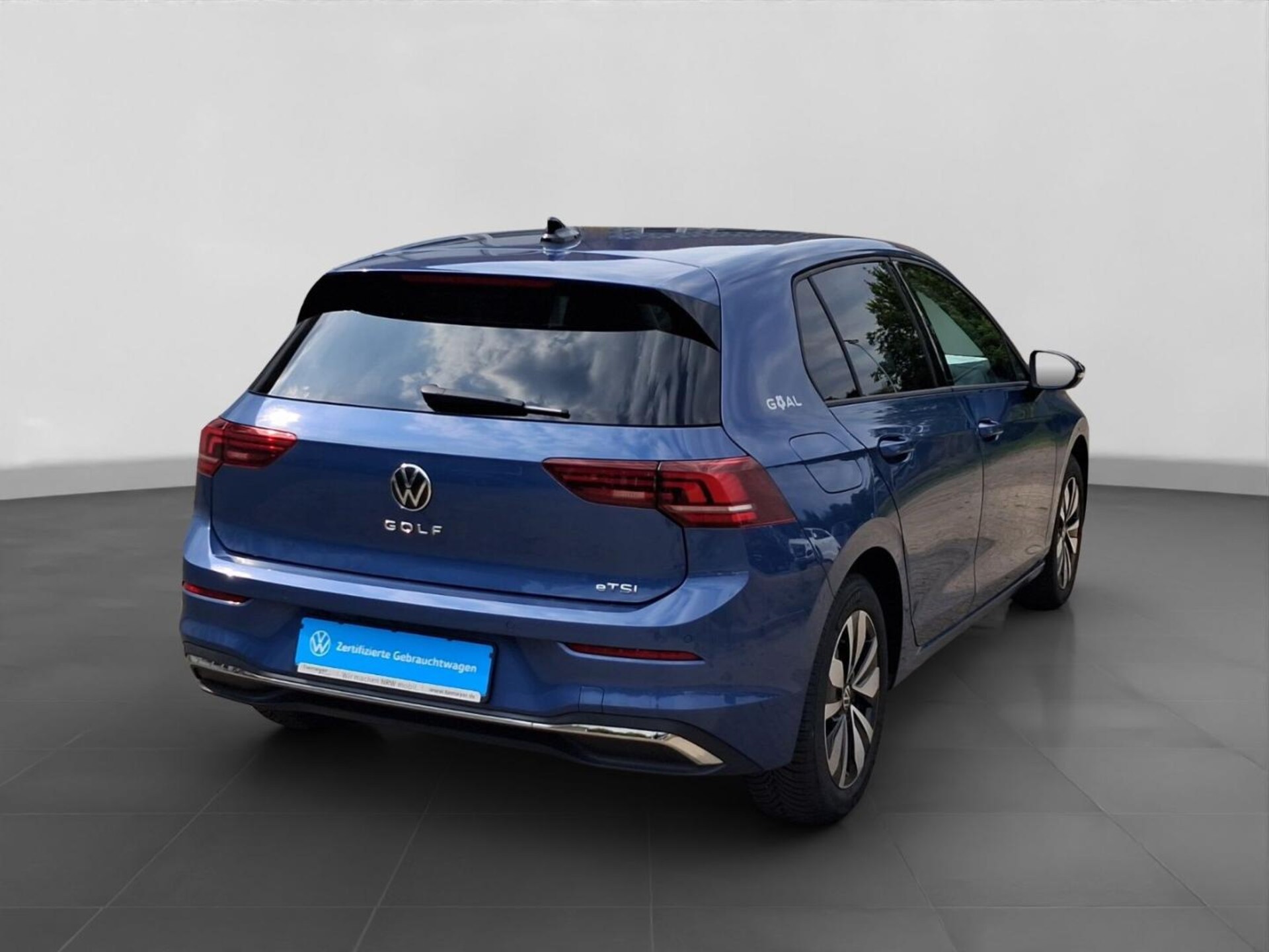 Volkswagen Golf Life