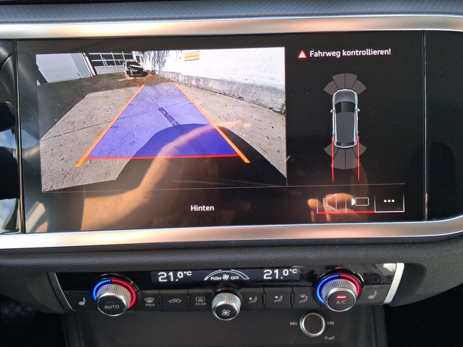 Audi Q3 – Bild 13