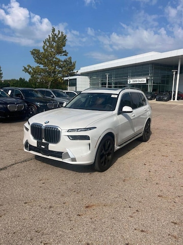 2024 BMW X7