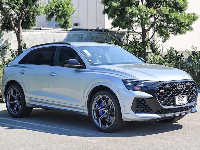 2026 Audi RS Q8 SUV performance