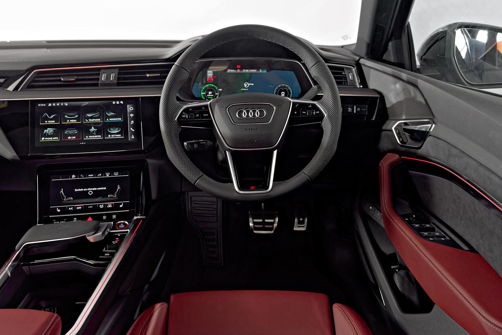 Image about Audi SQ8 Sportback e-tron SQ8 Sportback e-tron 370,00 kW