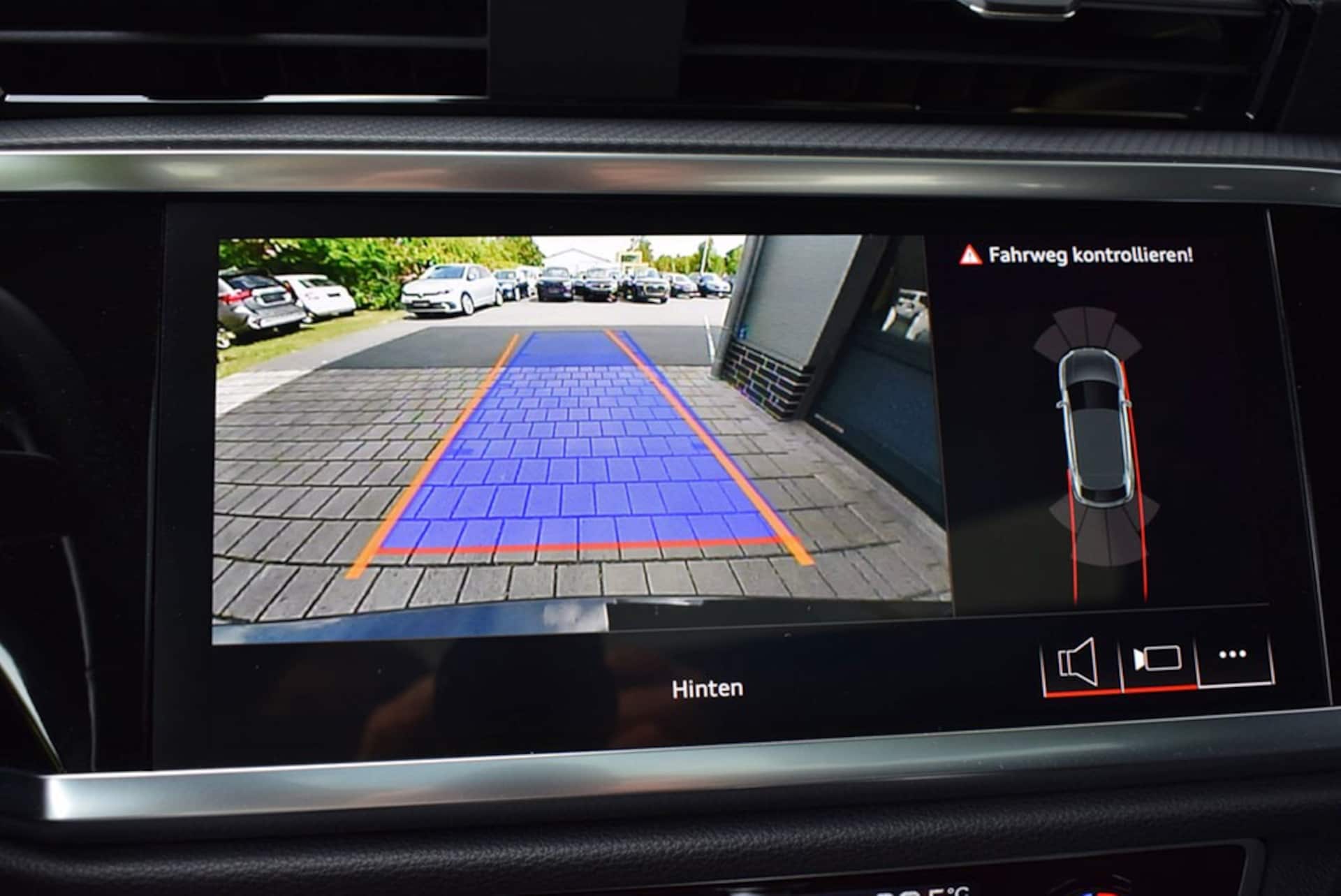 Audi Q3 Sportback S line