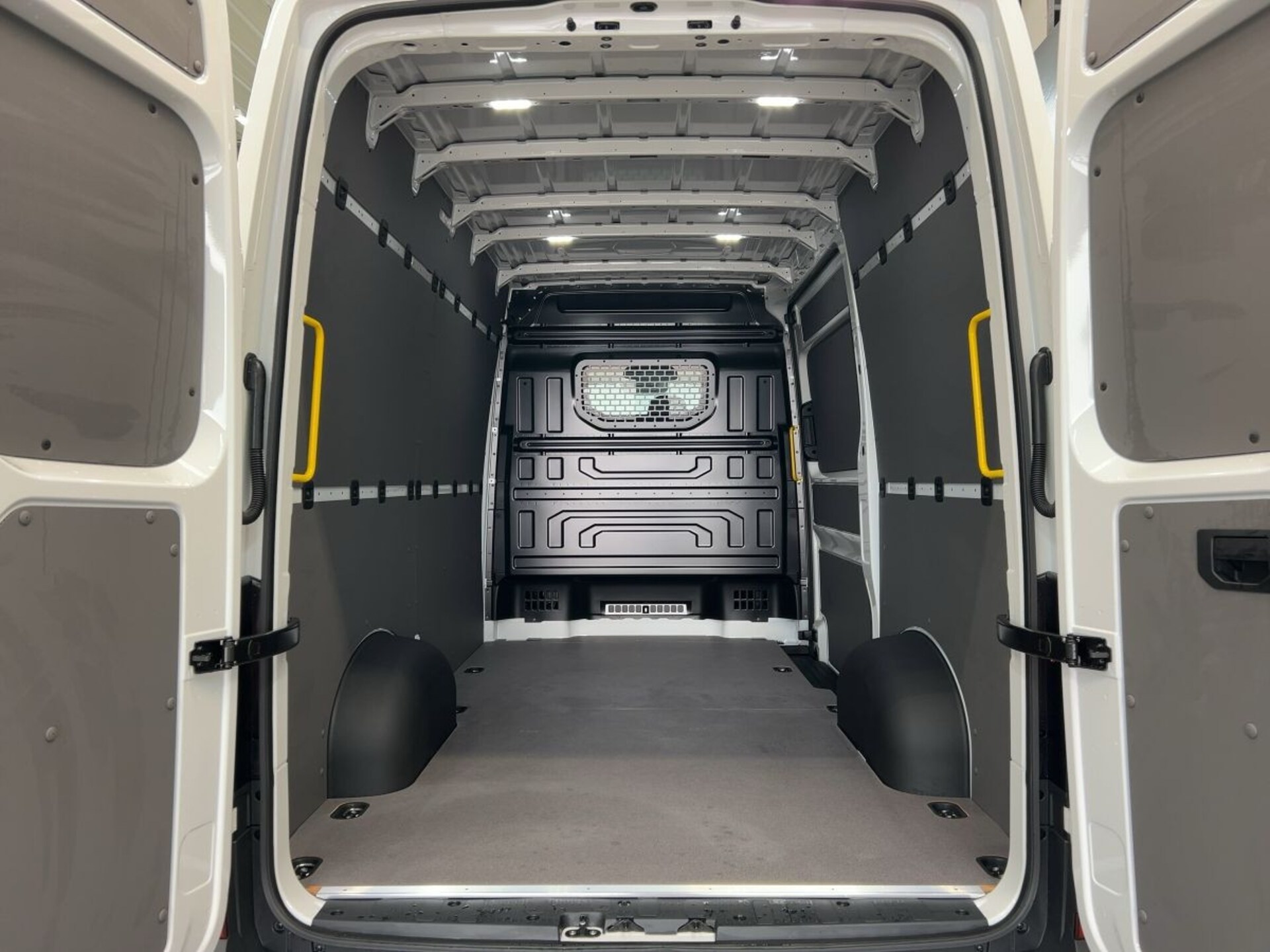 Volkswagen Crafter Kasten mittlerer Radstand