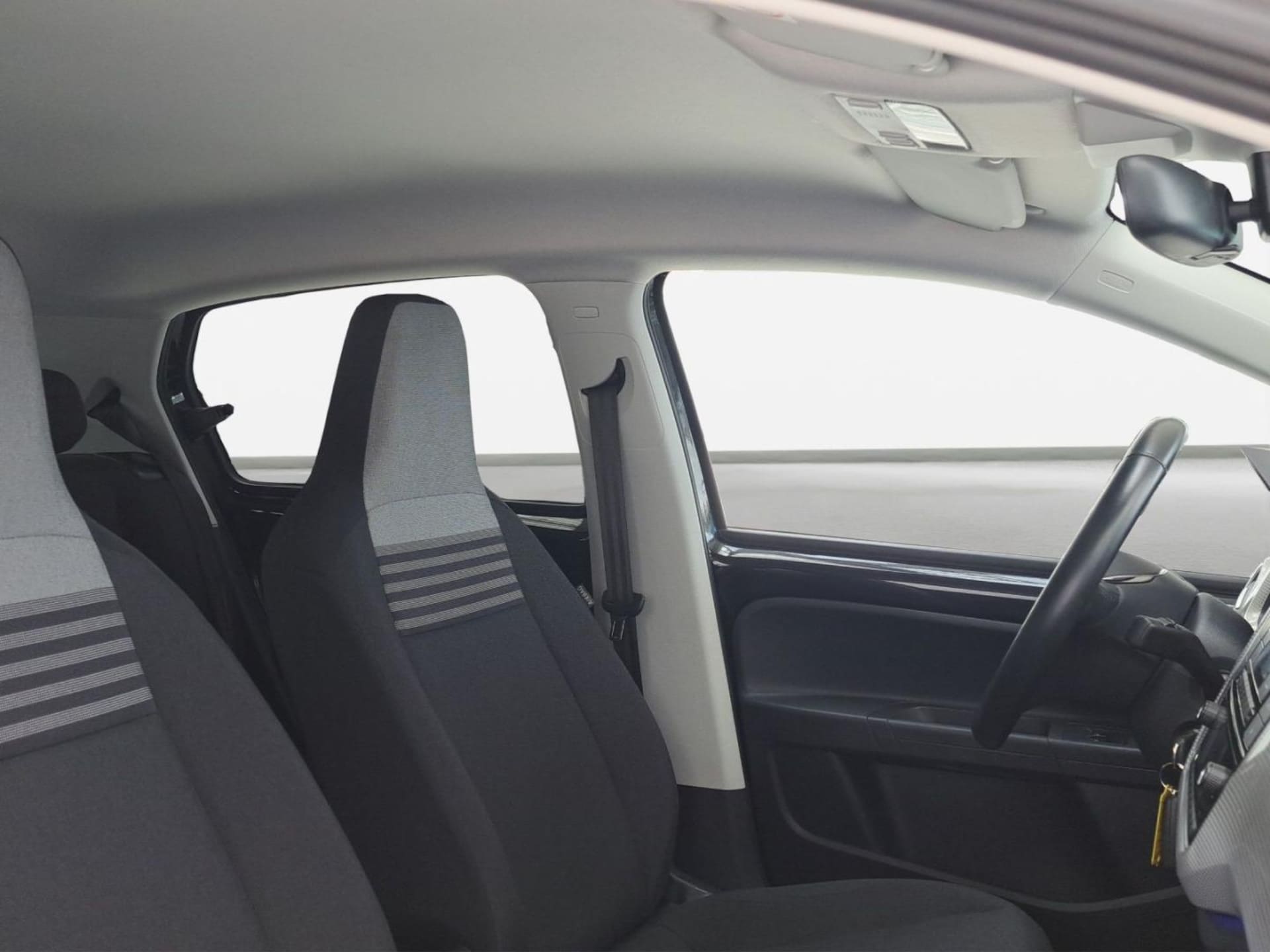 Volkswagen e-up! Style "Plus"