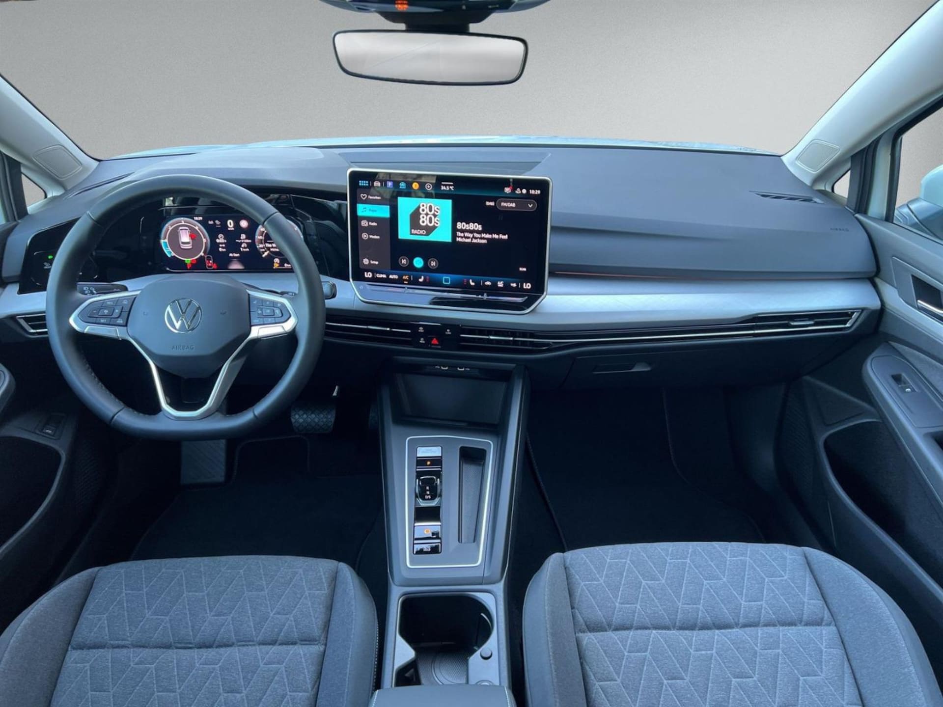 Volkswagen Golf Variant Life