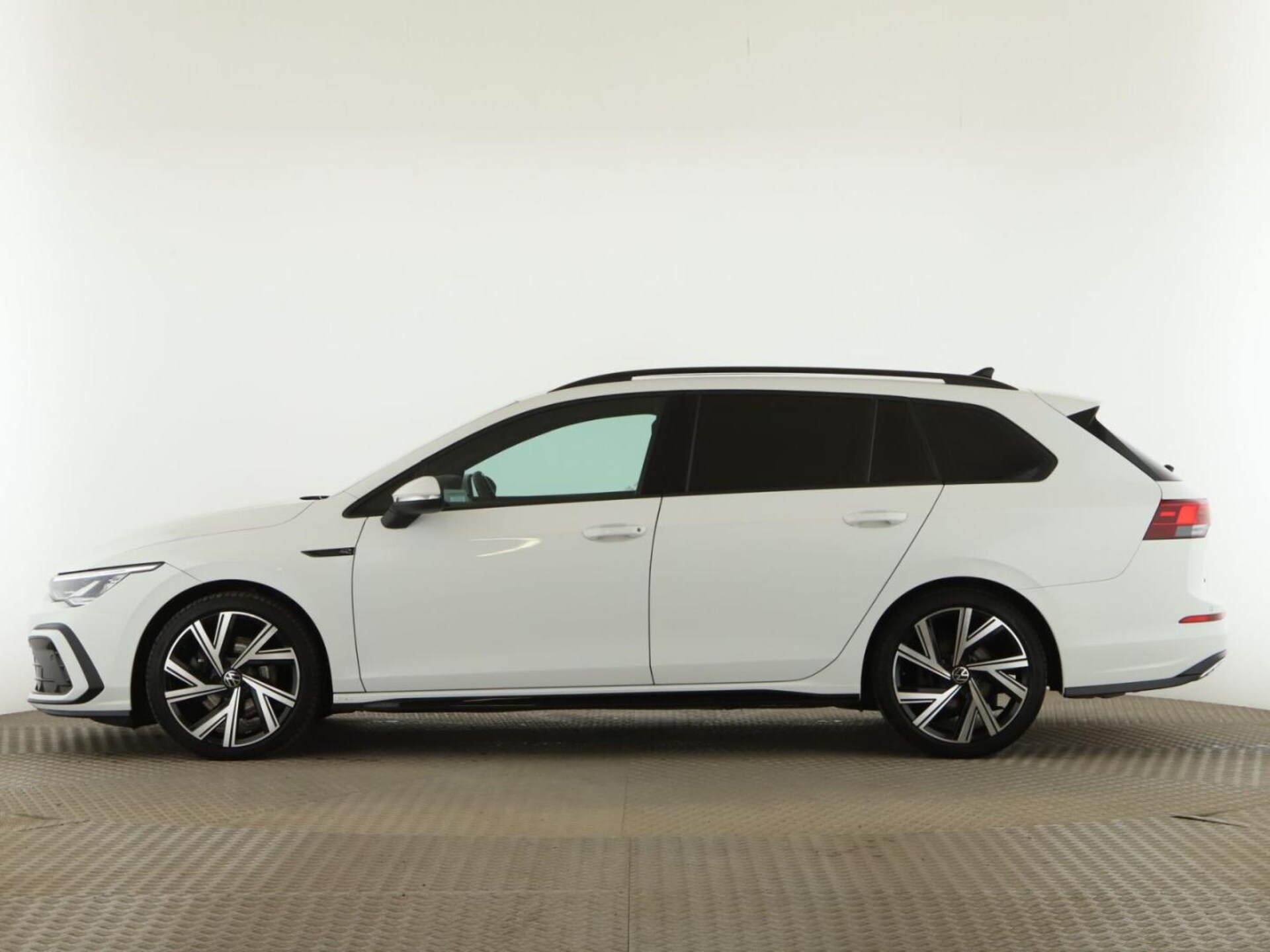 Volkswagen Golf Variant R-Line