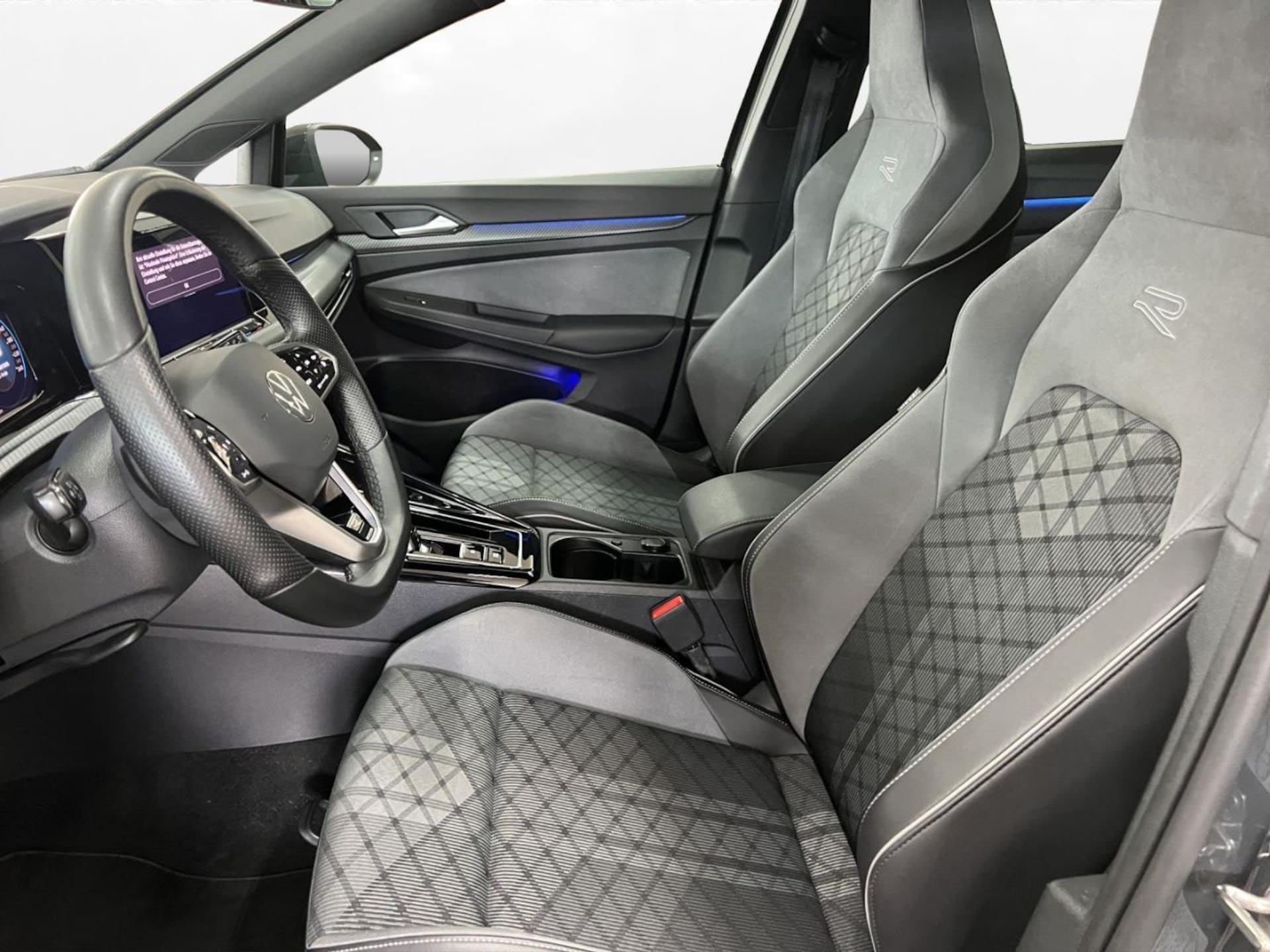 Volkswagen Golf R-Line