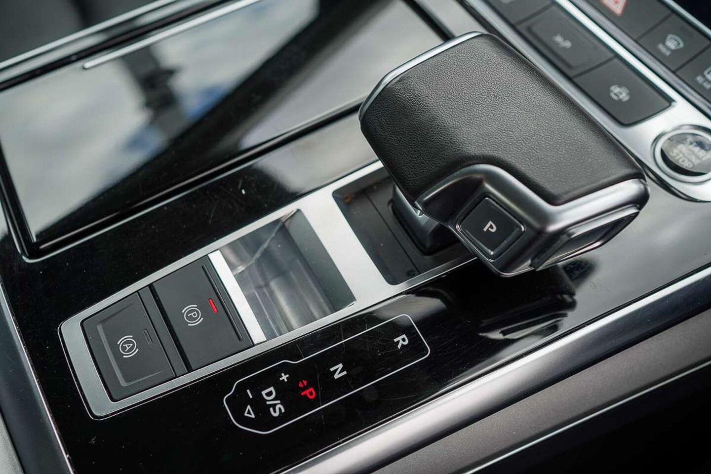 Image about Audi Q7 45 TDI quattro tiptronic