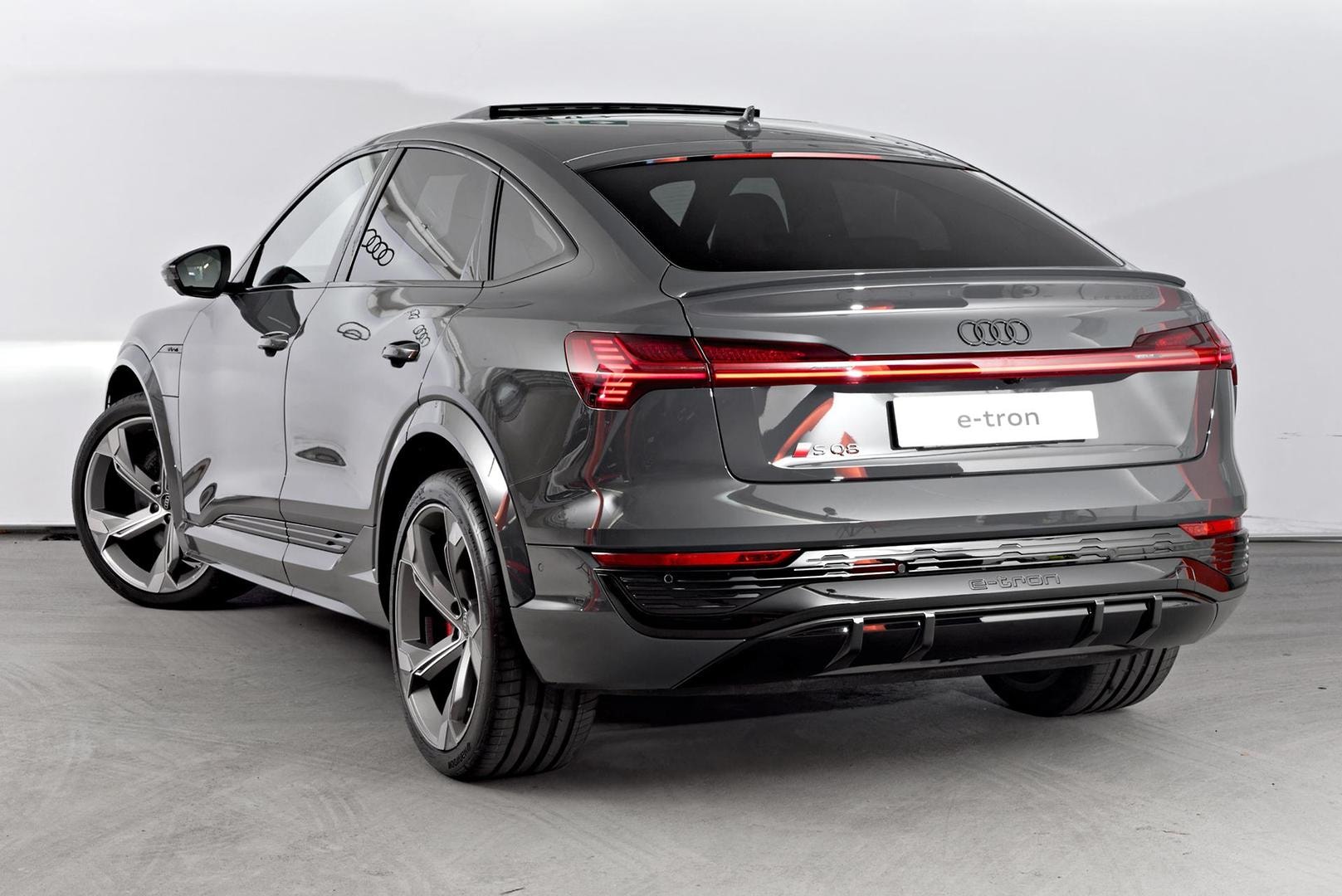 Image about Audi SQ8 Sportback e-tron SQ8 Sportback e-tron 370,00 kW