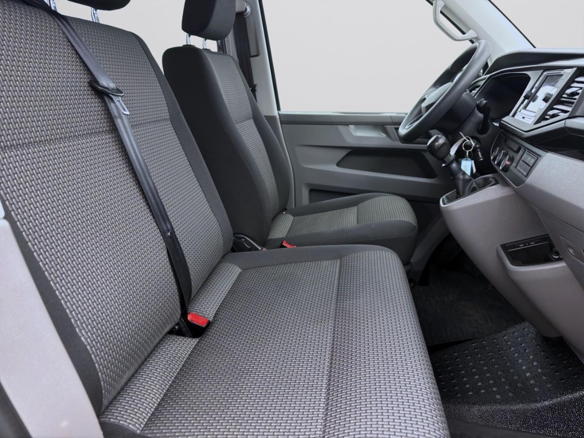 Volkswagen T6.1 Transporter Kombi kurzer Radstand