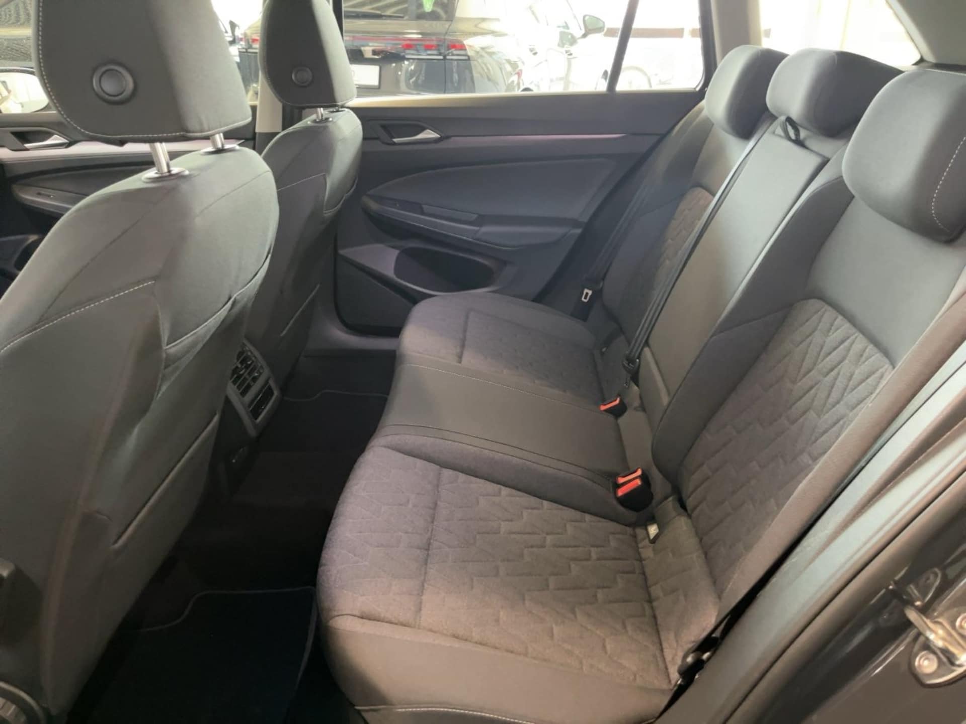 Volkswagen Golf Variant Life