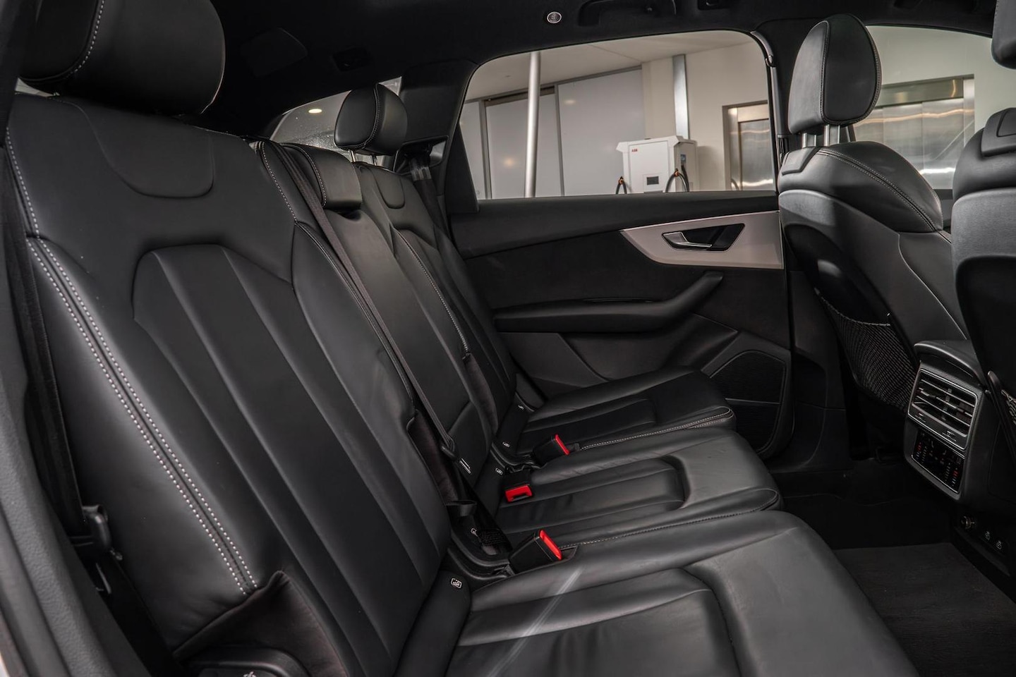 Image about Audi Q7 S line 50 TDI quattro tiptronic