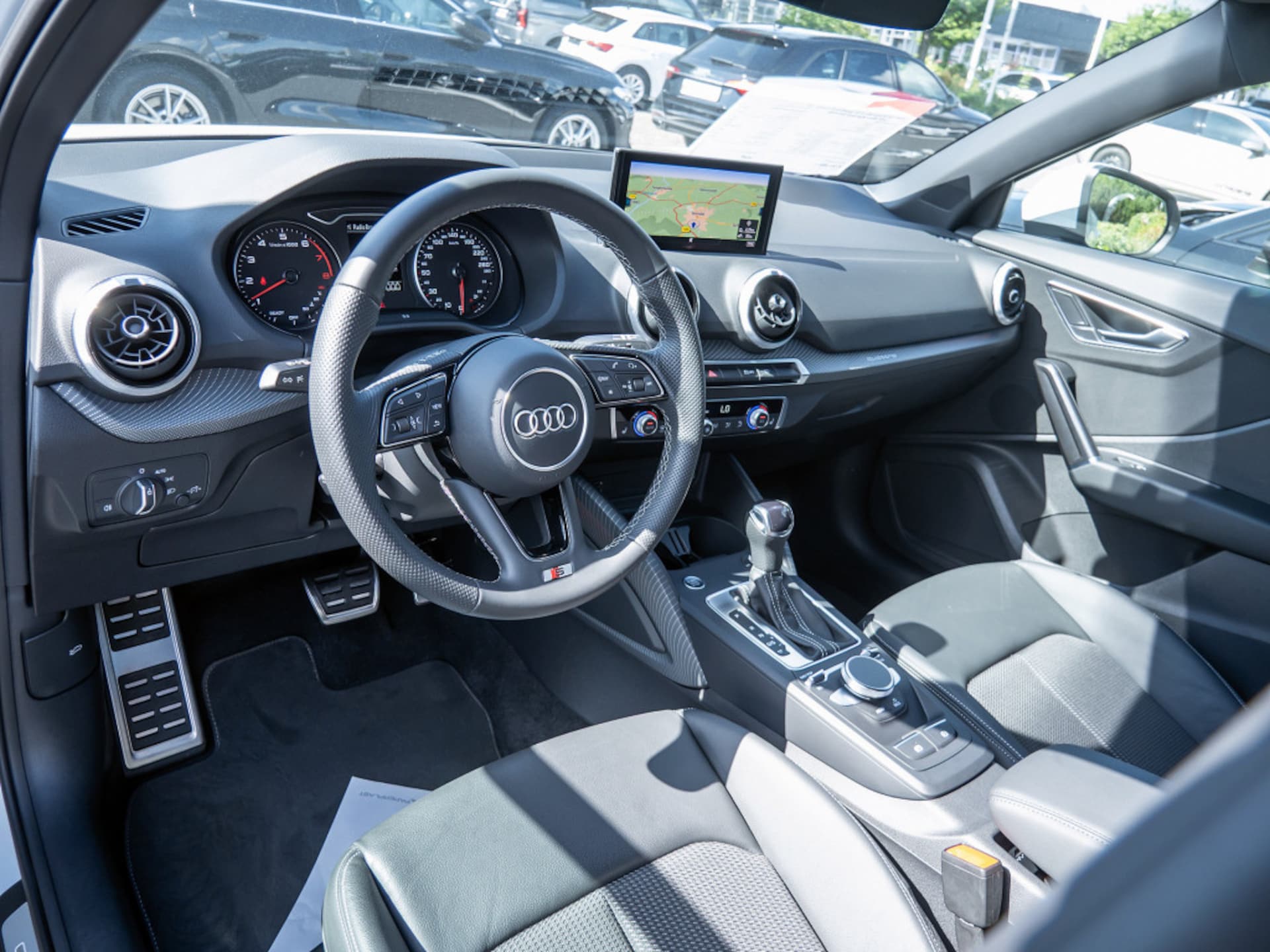 Audi Q2 S line