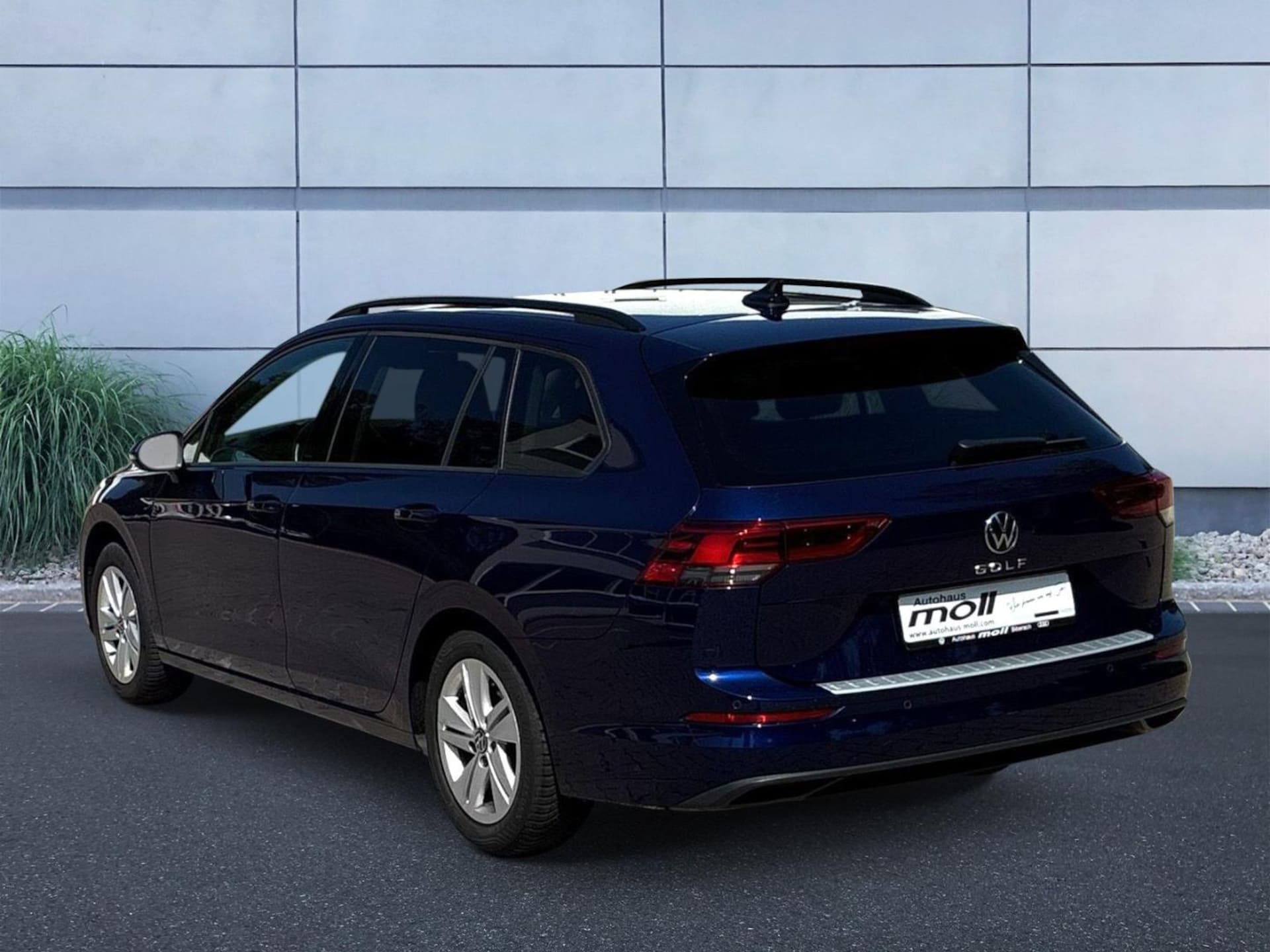 Volkswagen Golf Variant Life